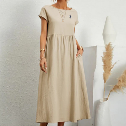 Vestido amplio de algodón y lino con pliegues