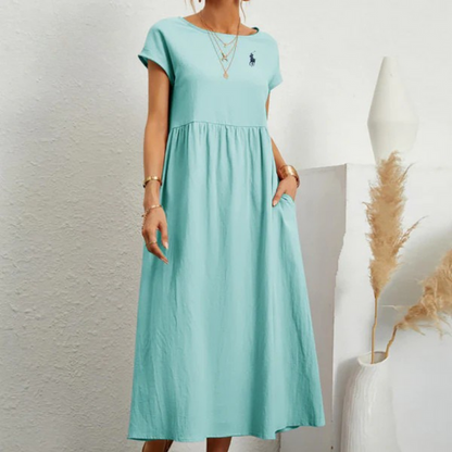Vestido amplio de algodón y lino con pliegues